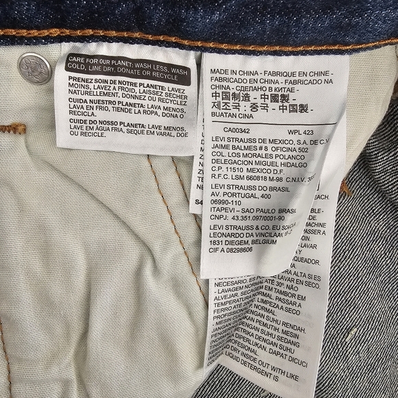 NWT Levi’s 501 Button Fly Denim Shorts High Rise Distressed Dark Wash Size 30 - Picture 10 of 12